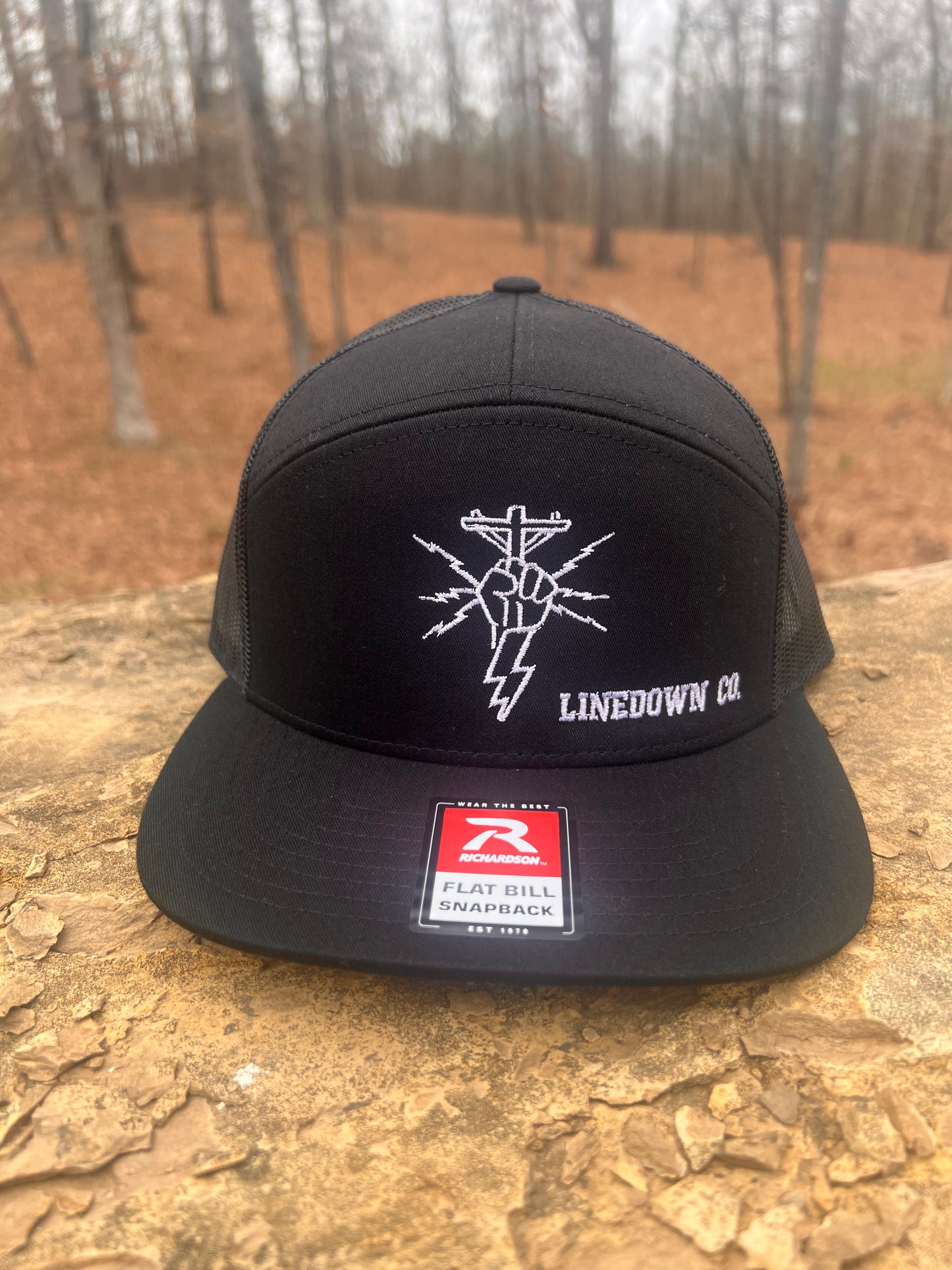 Voltage 7 Panel Black (Hand Logo)