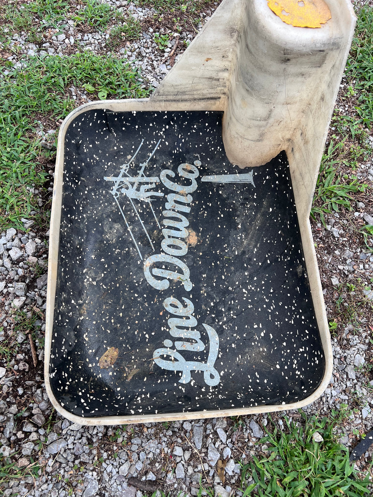 Line Down Co. Service Truck 1.5 Man Bucket Mat